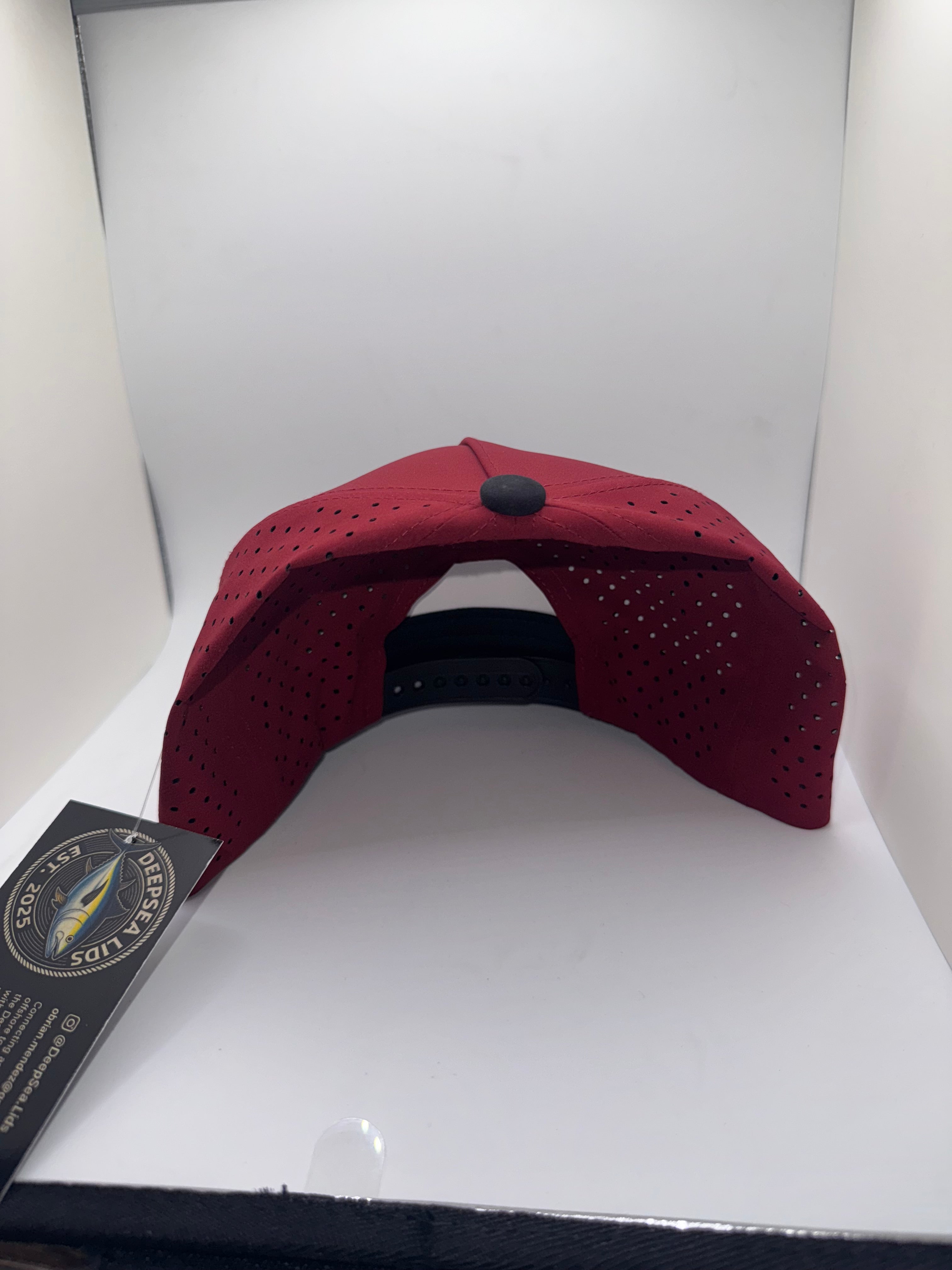 DeepSeaLids maroon black *mahi-mahi