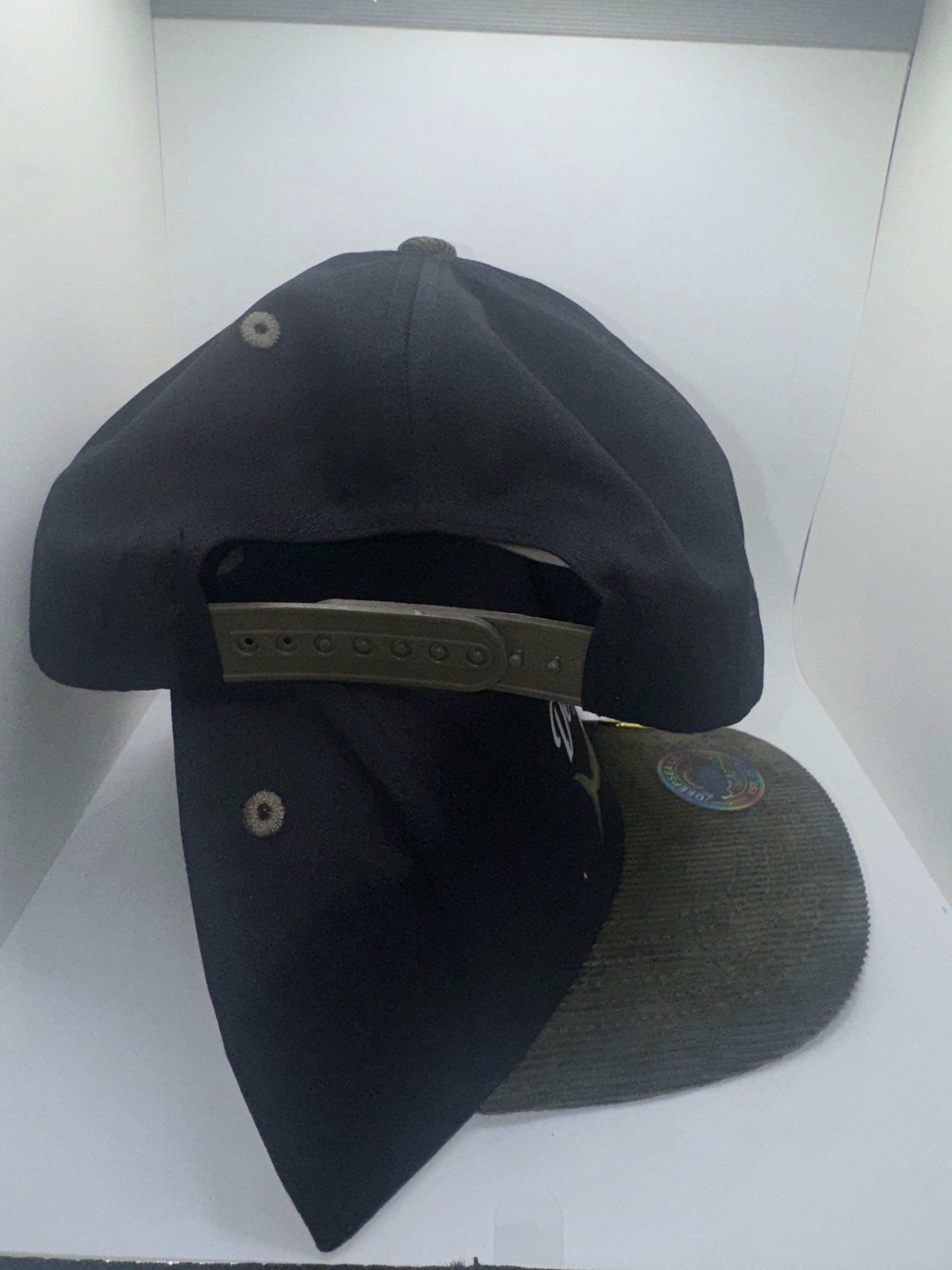 DeepSeaLids-Corduroy (Dorado)